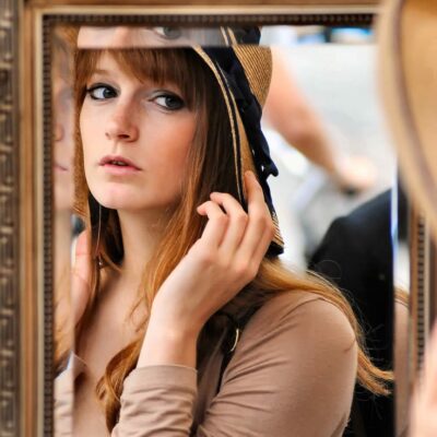 Else in the mirror
